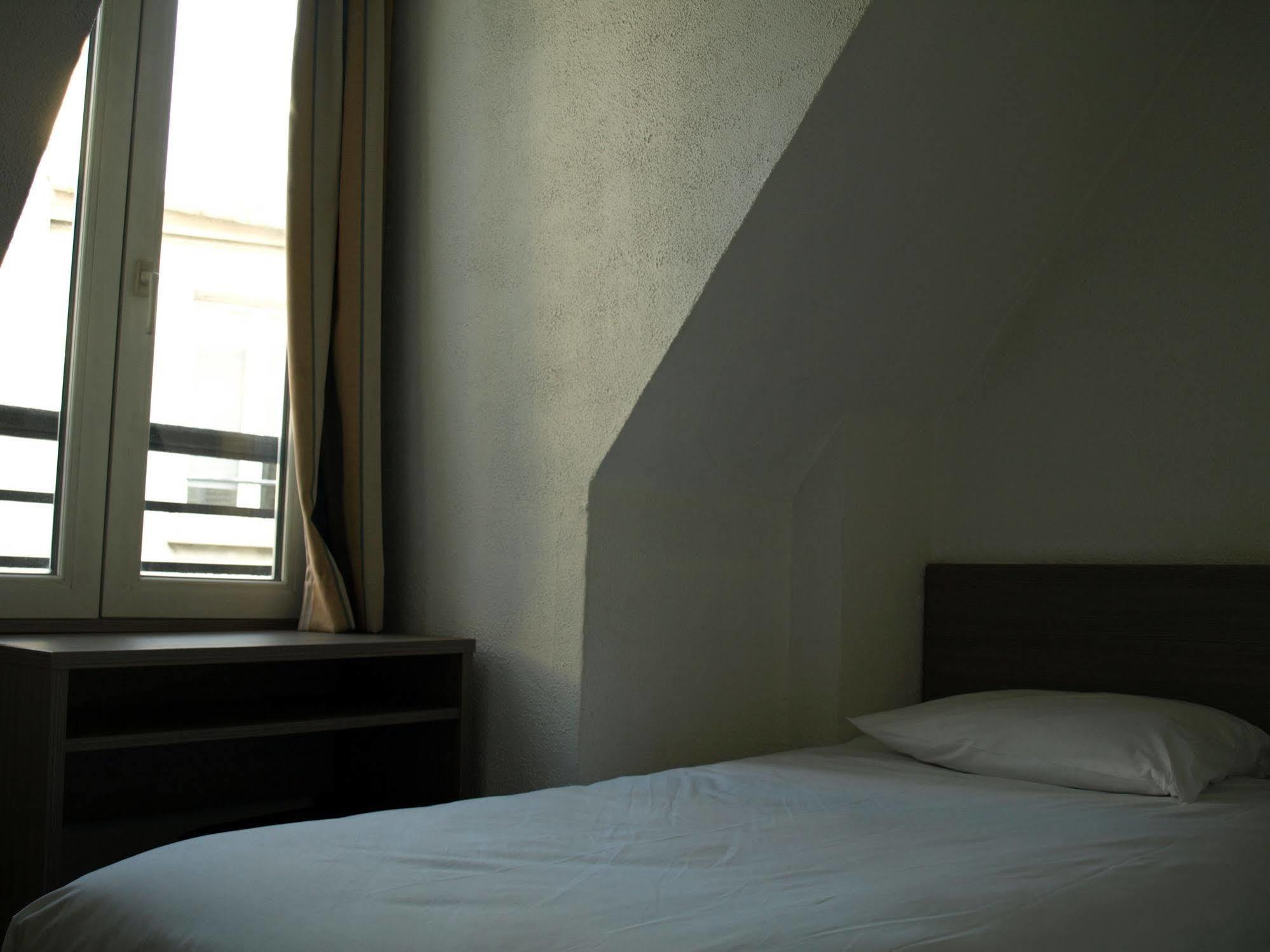 Hotel Eiffel Kensington Paris Bagian luar foto